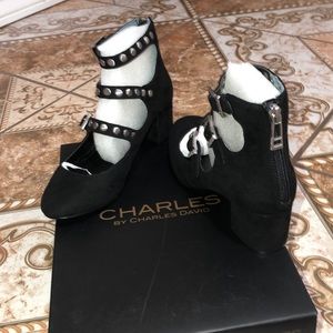 Charles David little block heels
